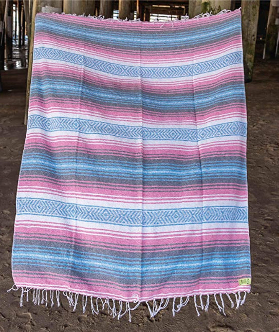 Geometric tassel style blanket