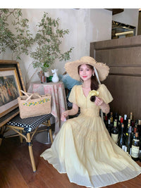 Retro Gentle Style Slimming V-neckline Fairy Vacation Style Dress